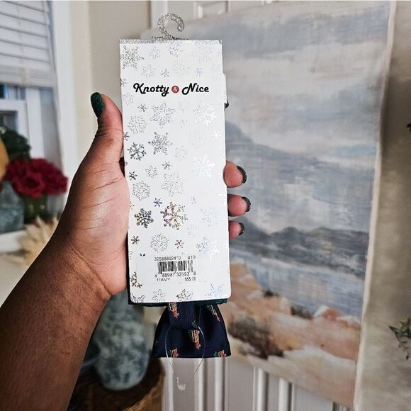 New Knotty & Nice Pre-tied Sedan Carrying Xmas Tree Neck Tie W. Matching Pocket - Picture 4 of 11